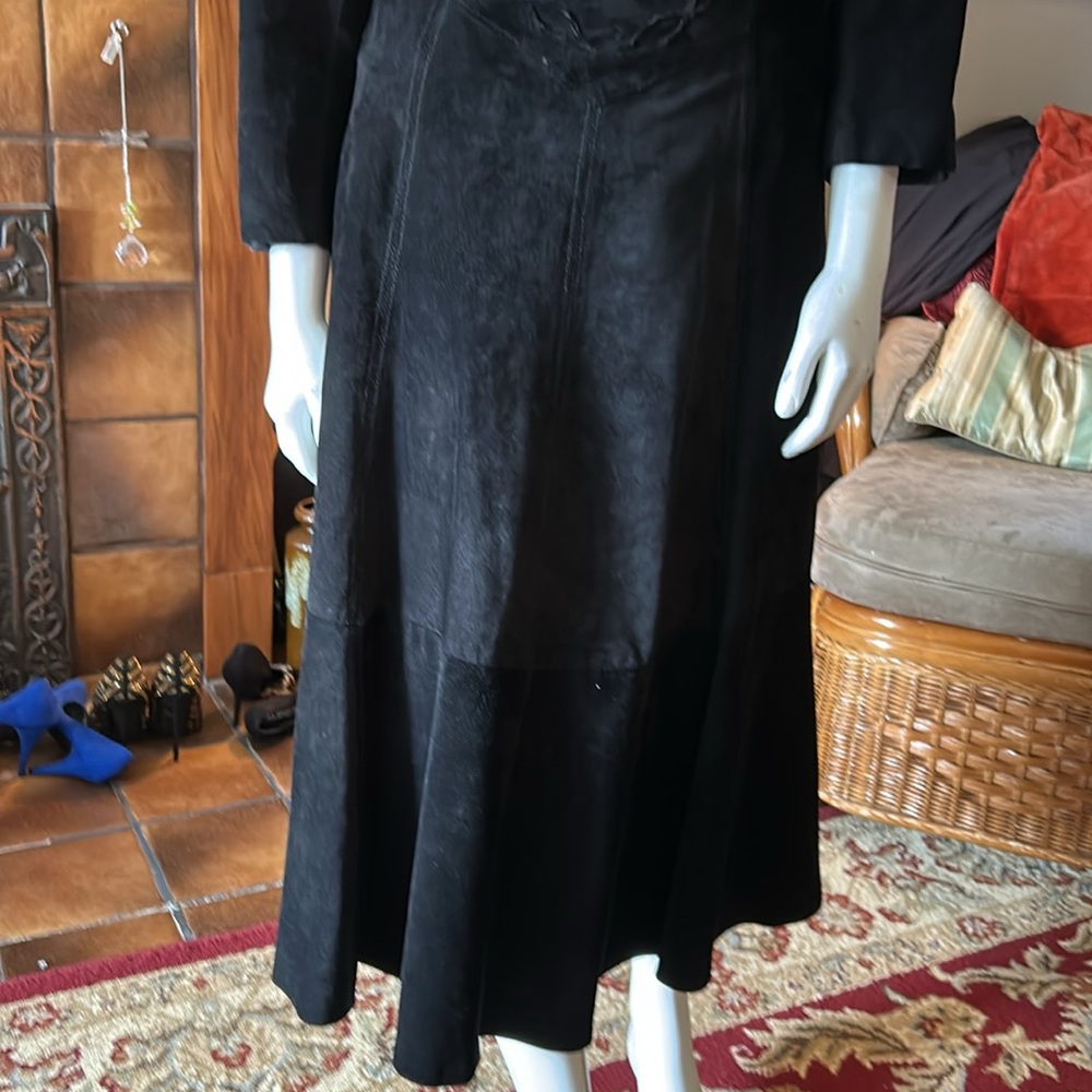 #112 Vintage suede suit - Picture 5 of 16